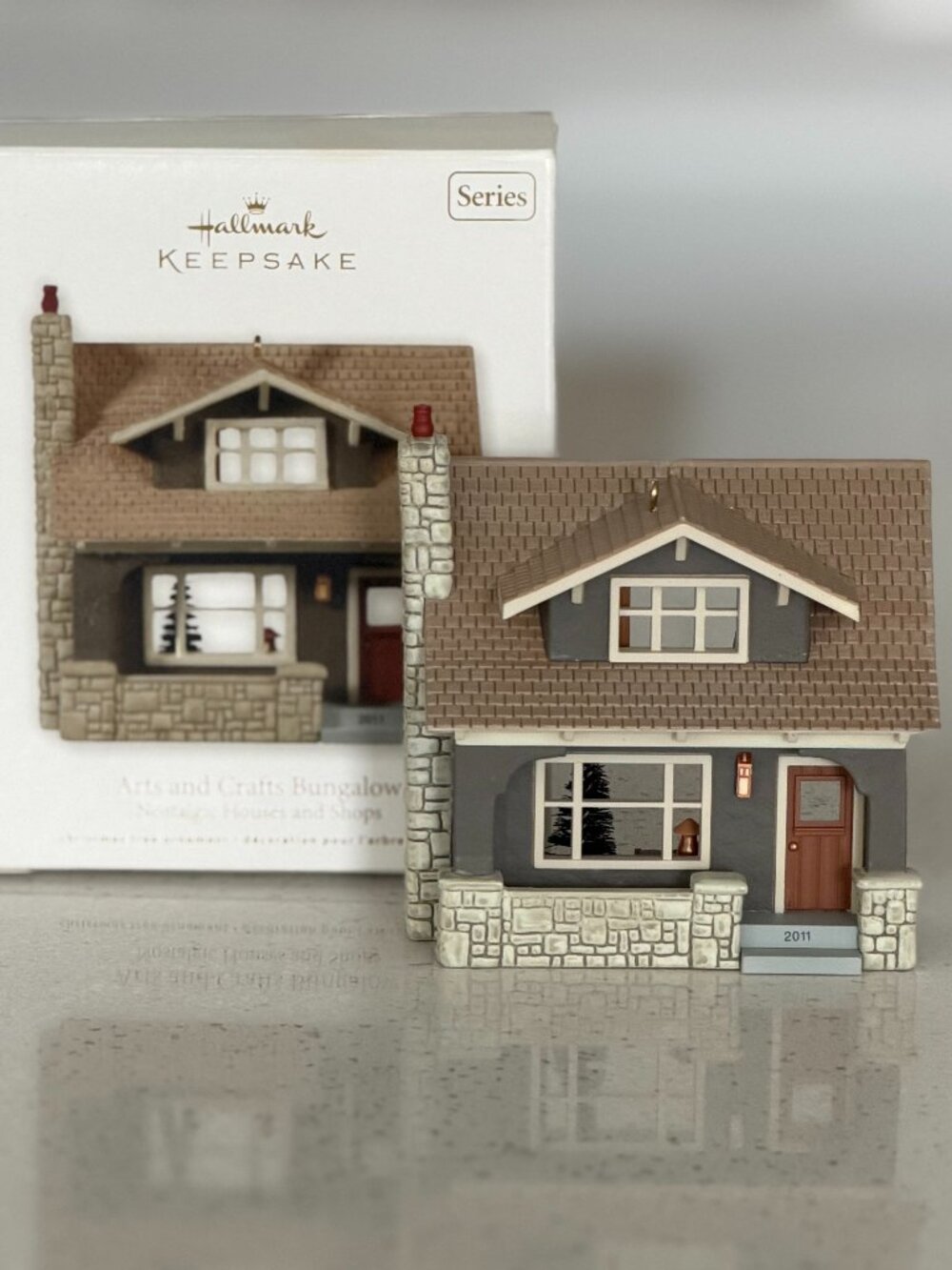 Hallmark Ornament Nostalgic Houses and Shops Arts and Crafts Bungalow #28